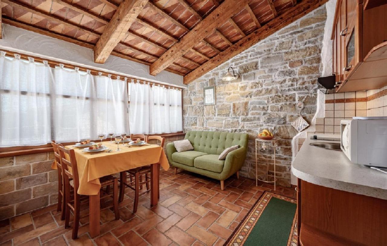 Guesthouse Gospodi Cerovlje Екстериор снимка